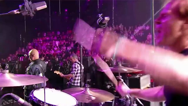 Jésus : Pascal Obispo défend bec et ongles sa comédie musicale