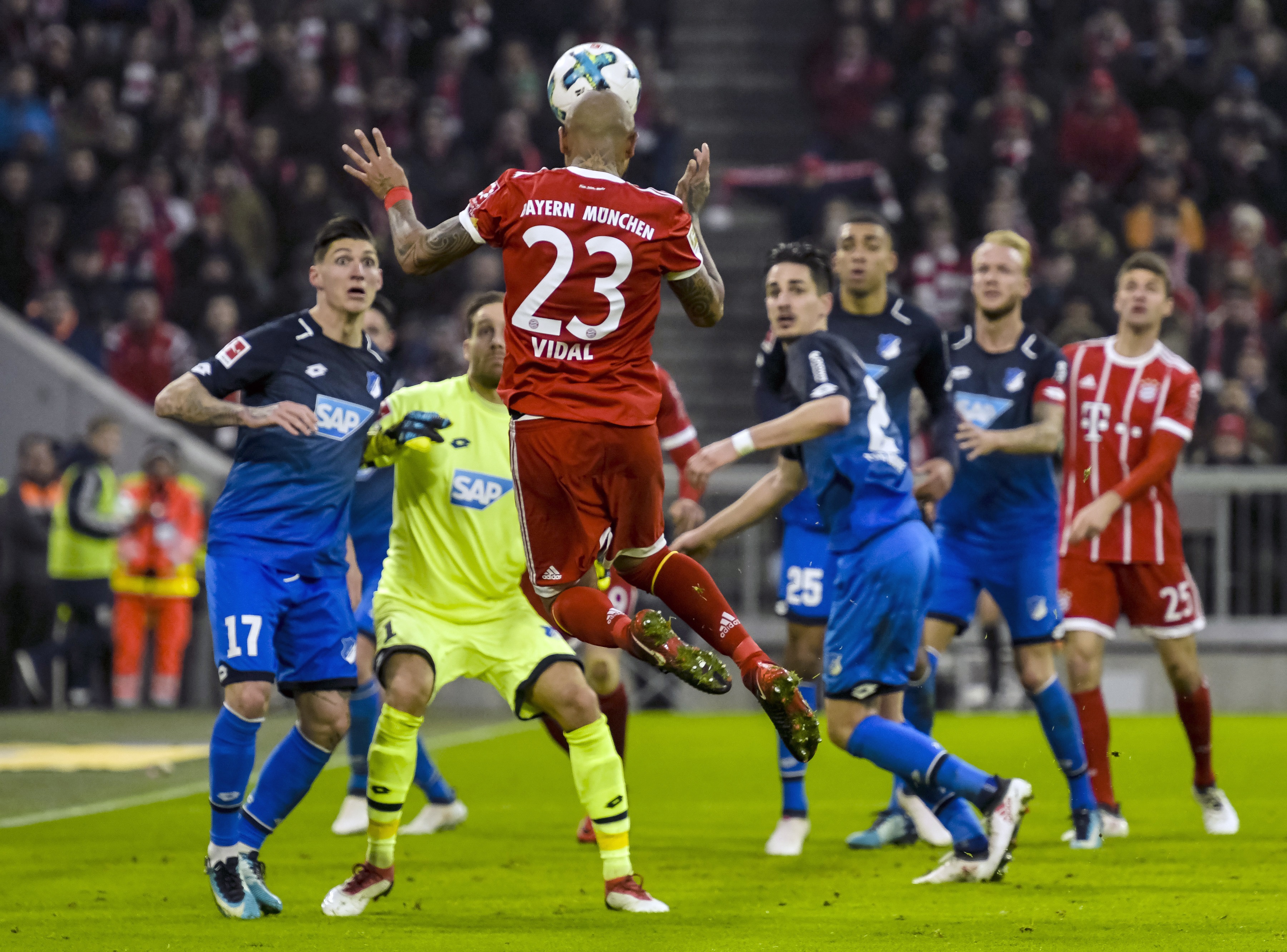 Bayern Munich 5 Hoffenheim 2