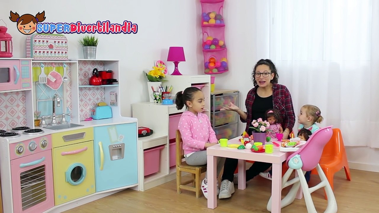 Andrea e Irene se independizan! Baby shower SUPERDivertilandia.