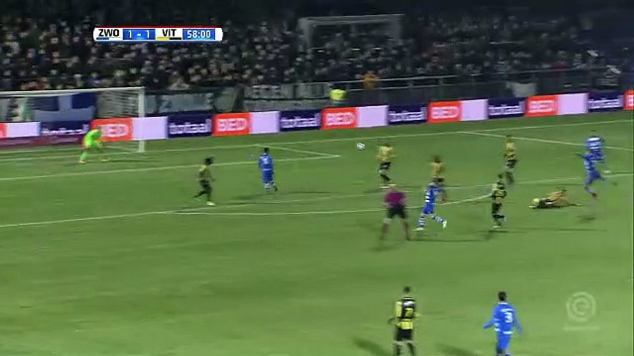 Younes Namli Goal HD - Zwolle	1-1	Vitesse 27.01.2018