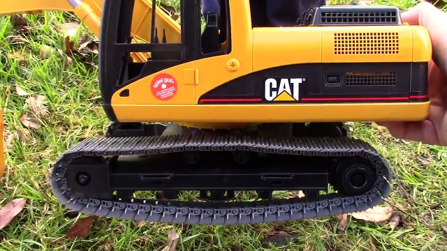 Bruder CAT Excavator Toy UNBOXING: Bruder JCB Backhoe Mack Dump Truck: Digging Playing