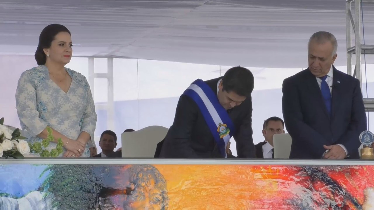 Reelecto presidente hondureño asegura ser consciente de diferencias políticas y pide dialogar