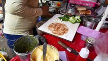 Hint sokak yemekleri - çok hızlı sandviç adam Hindistan