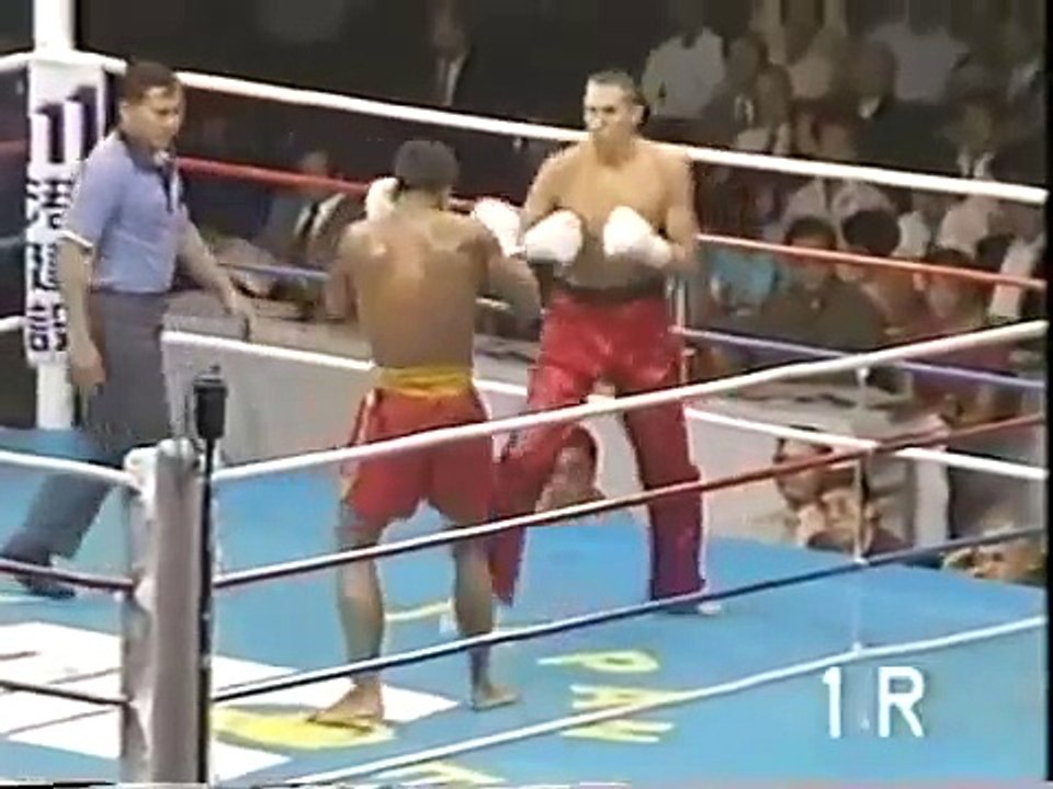Muay Thai vs. Kickboxing