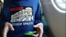 Fidget Spinner TRICKS In The AIRPLANE!! - Hand Spinner Tricks   VLOG