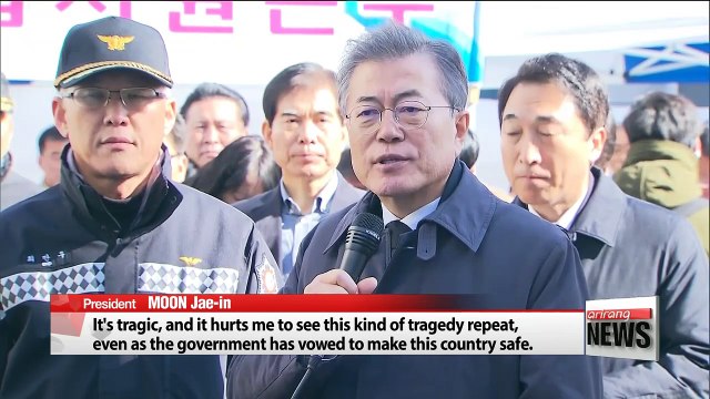 President Moon visits Miryang fire scene, vows to toughen safety regulations