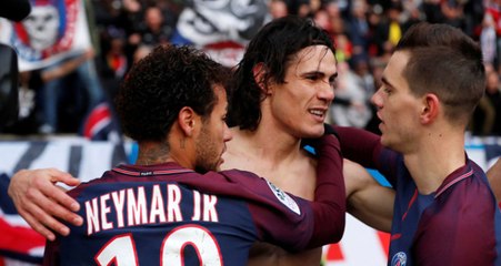 Edinson Cavani Tarihe Geçti, PSG Sahasında Montpellier'i 4-0 Mağlup Etti
