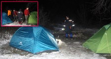 Ailelerin Ulaşamadığı Çocuklar, Kamp Çadırında Uyurken Bulundu
