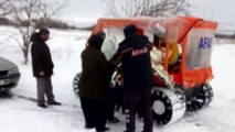 Aksaray Kar Nedeniyle Köyde Mahsur Kalan İki Hasta Çocuğu, Afad Ekipleri Kurtardı