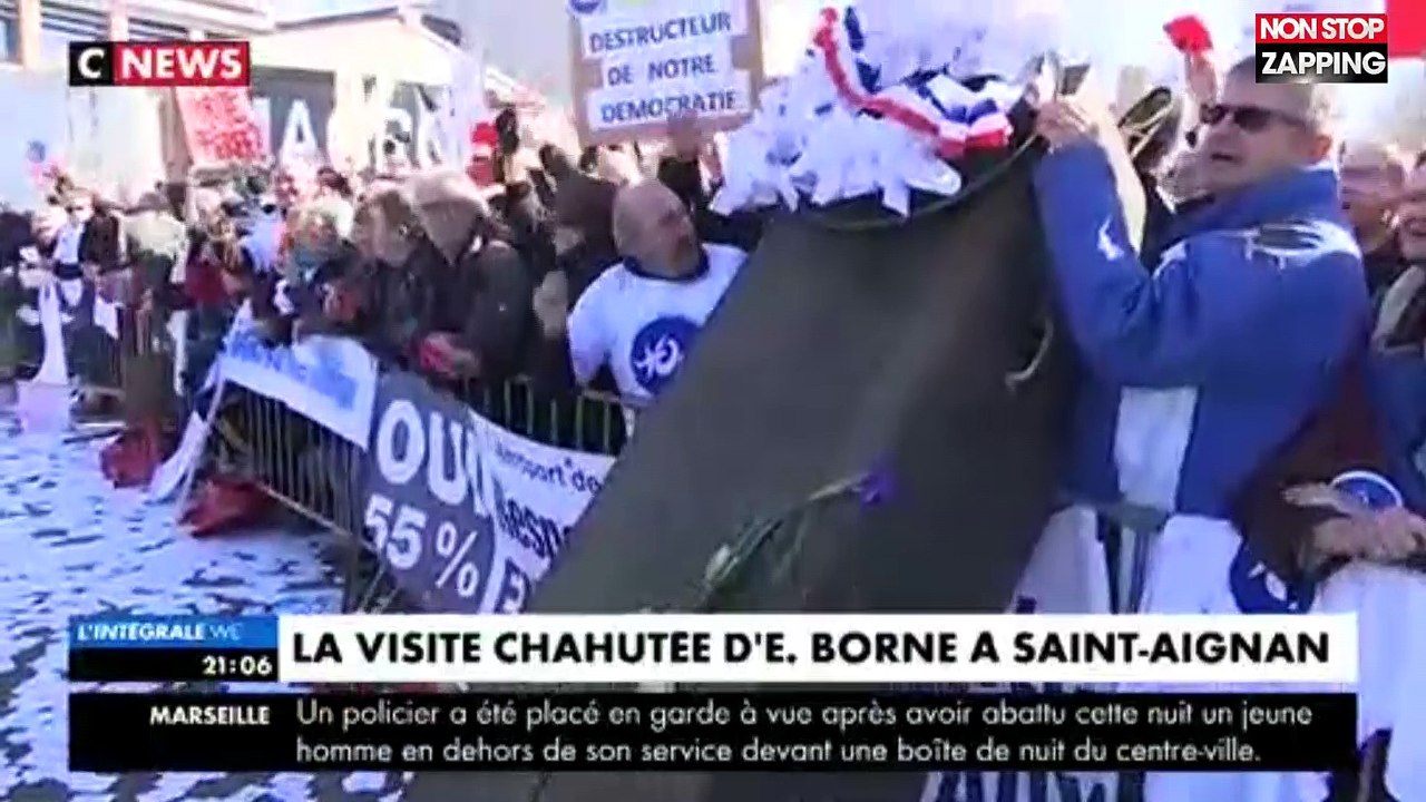Élisabeth Borne, la ministre des Transports, huée à à Saint-Aignan-Grandlieu (vidéo)