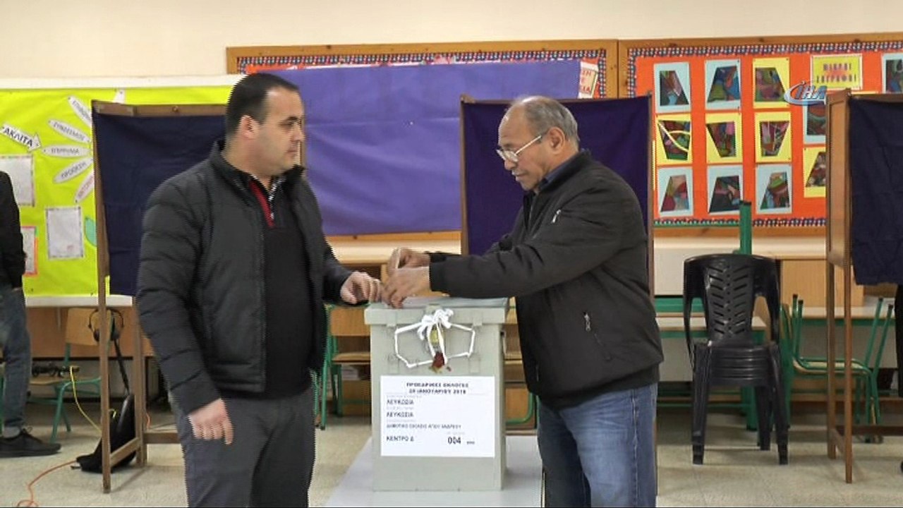 - Güney Kıbrıs sandık başında