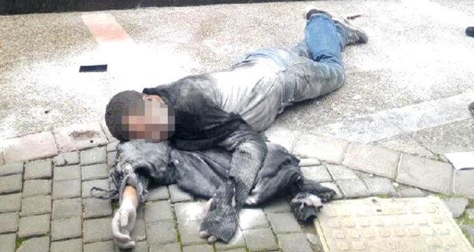 İş Başvurusu Kabul Edilmeyince Üzerine Benzin Döküp Ateşe Verdi