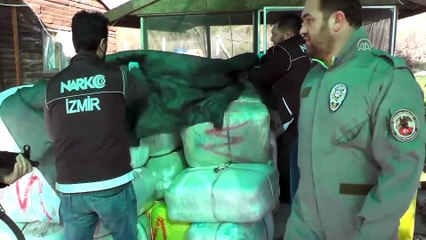 1,5 ton uyuşturucu ele geçirildi - Polislerden Mehmetçik'e destek mesajı - İZMİR
