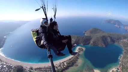 Başarılı Öğrencilerin Karne Hediyesi "Yamaç Paraşütü"