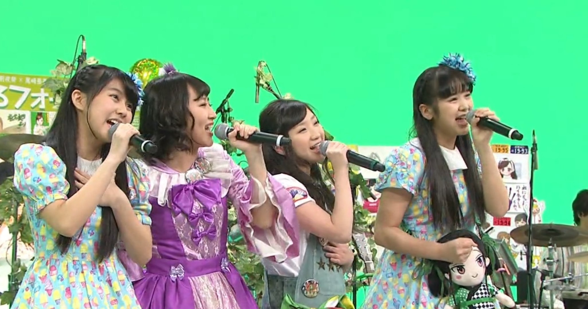 ももクロ 有安杏果 × 堀くるみ × 鈴木萌花 × 奥澤レイナ] ありがとうの 
