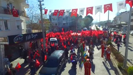 Seydikemer'de Zeytin Dalı Harekatına Katılan Askere Destek Yürüyüşü