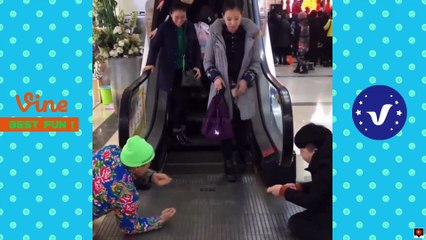 Funny Videos 2018 ● People doing stupid things compilation P1