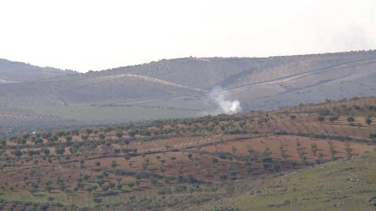 Afrin: Turkey battles Kurds over key mountain