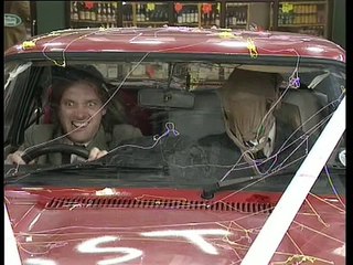 Bottom S03 E05 Finger