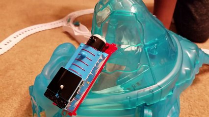 Unboxing and Assemble Thomas and Friends ICY MOUNTAIN DRIFT Trackmaster Playset PART 4