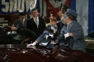 The Andy Griffith Show S08E22-Goober Goes to an Auto Show