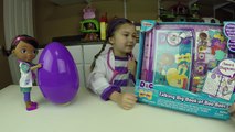 BIG SURPRISE EGG CUTE DOC MCSTUFFINS Surprise Toys   Big Book of Boo Boos Coloring Book & Kinder Egg