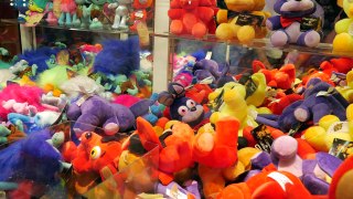 Big Five Nights At Freddys claw machine wins at Circus Circus! | The Crane Couple