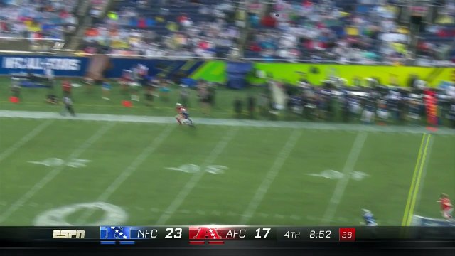 Arizona Cardinals CB Patrick Peterson boxes out Los Angeles Chargers WR Keenan Allen for second INT of the game