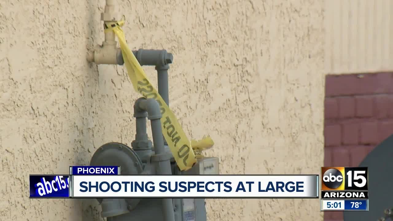 Man shot in Phoenix, two suspects still at large