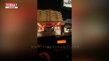 فيديو.. قارئ يرصد سيارات بحمولات زائدة على الطريق الدائرى