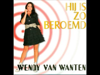 Il tape sur des bambous - Hij is zo beroemd - Wendy Van Wanten