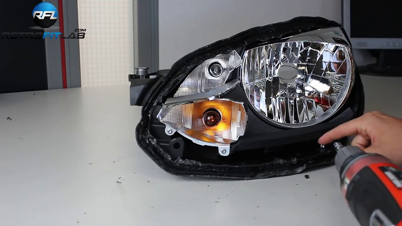 VW Up! bi-xenon projector installation tutorial