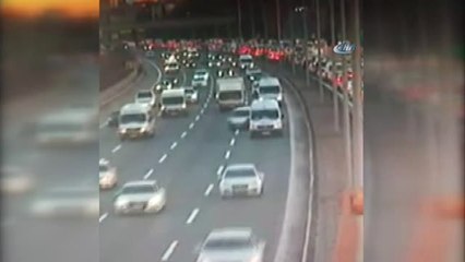 Tem Otoyolunda Feci Kaza Kamerada