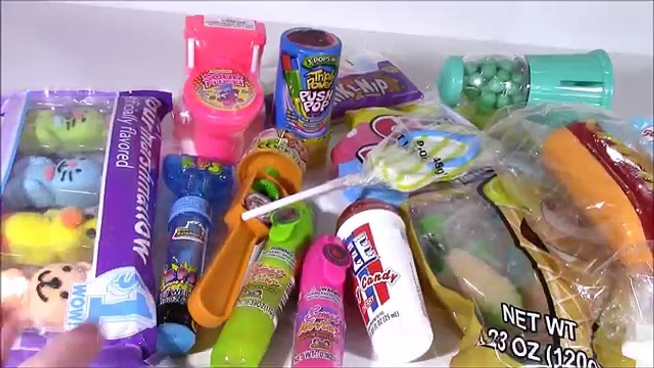Candy Bonanza! Sour Flush Candy Toilet Kidsmania Krank Pop Giant Gummy Hot Dog! FUN