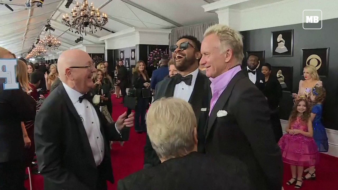 Grammys red carpet- white roses for equality