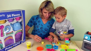 Весёлая кухня Play Doh для детей с Даником и его мамой - Развлекательное детское видео с Play Doh