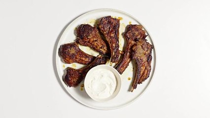 Spiced Marinated Lamb Chops with Garlicky Yogurt Sauce