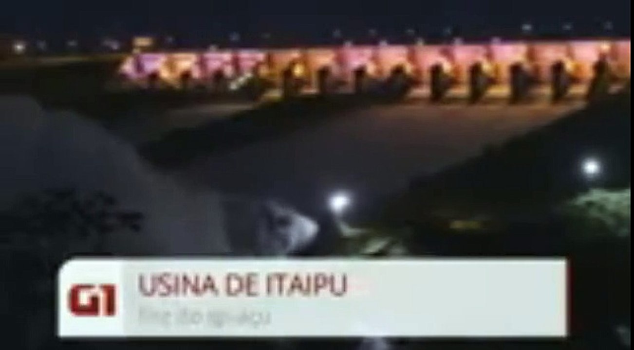 Vertedouro da Usina de Itaipu é aberto e libera cinco vezes a vazão média das Cataratas do Iguaçu; VÍDEO