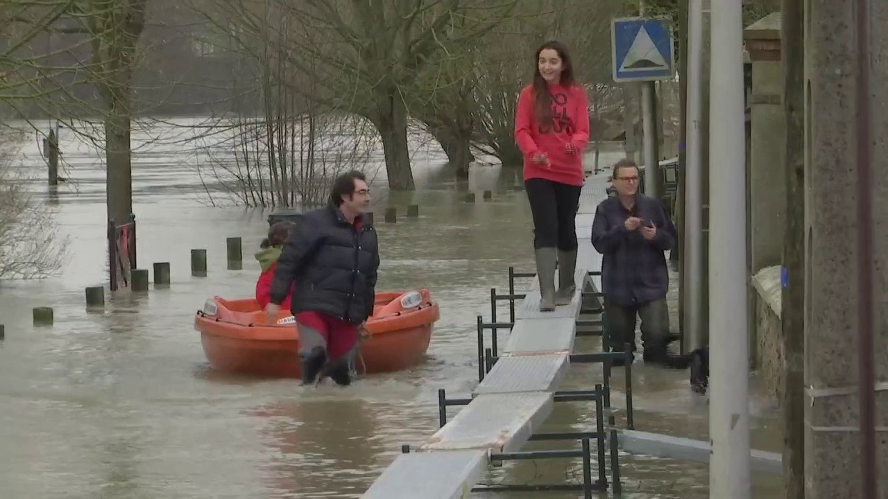 A Lagny-sur-Marne, 4 kilomètres de passerelles ont été installées pour contrer la crue