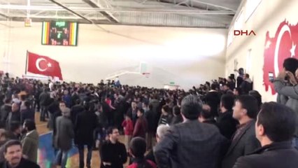 Bingöl'de Voleybol Maçında Çıkan Olaylar Nedeniyle Karşılaşma Tatil Edildi