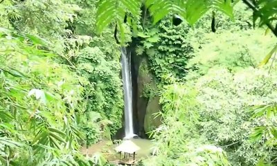 Ke Bali? Yuk Rasakan Sensasi Indahnya Air Terjun Dedari