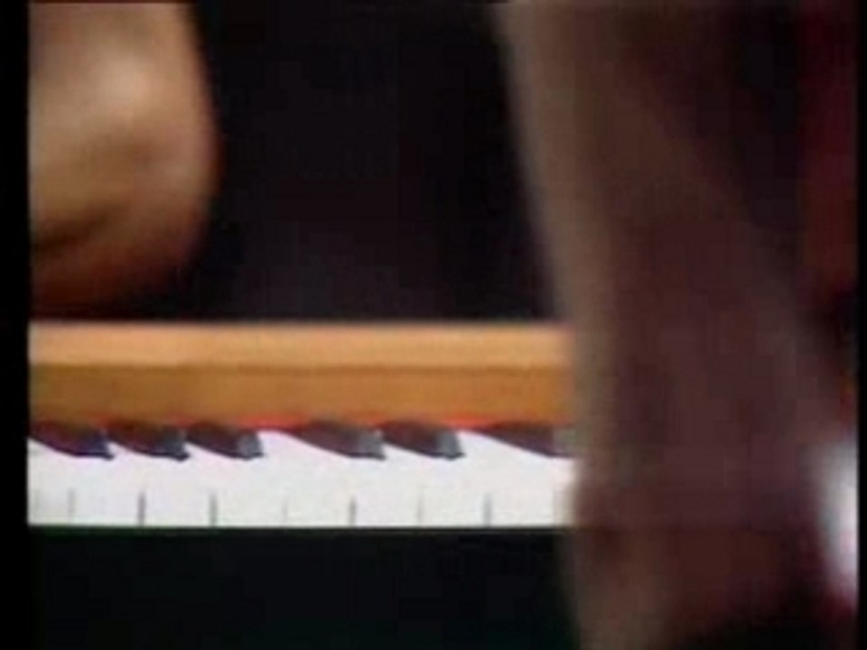 Heatwave .Super Soul Sister .[Live 1977]