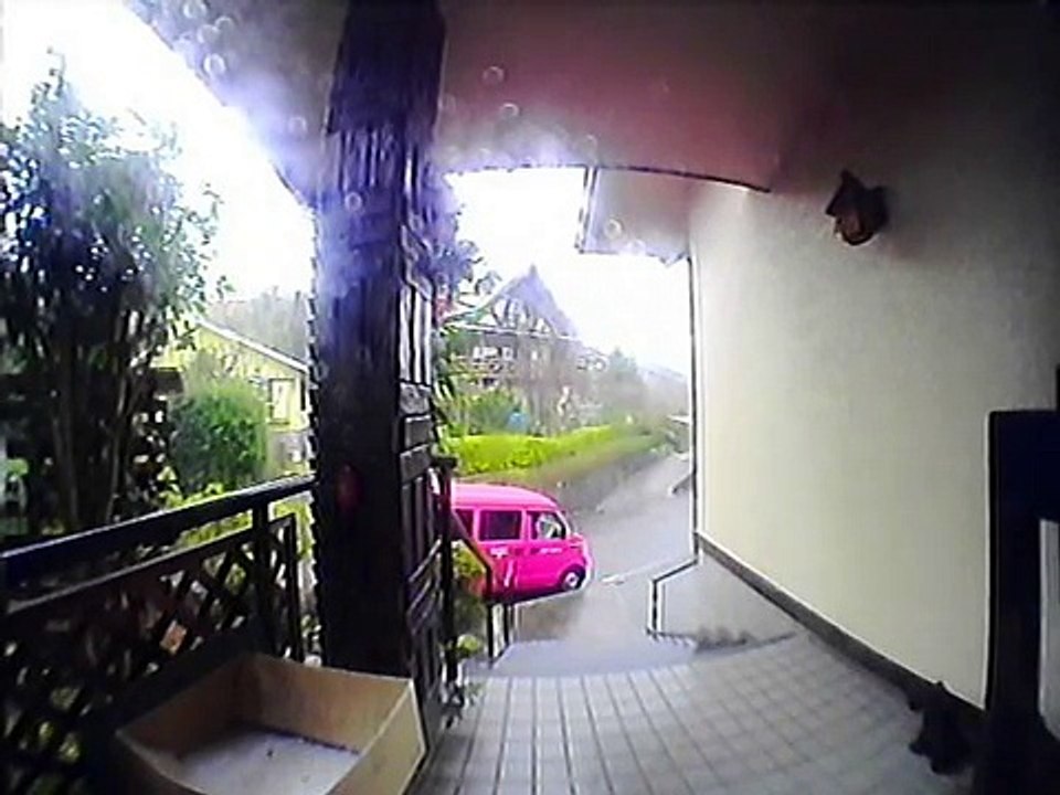 A Postman Doesn't Ring Even Once