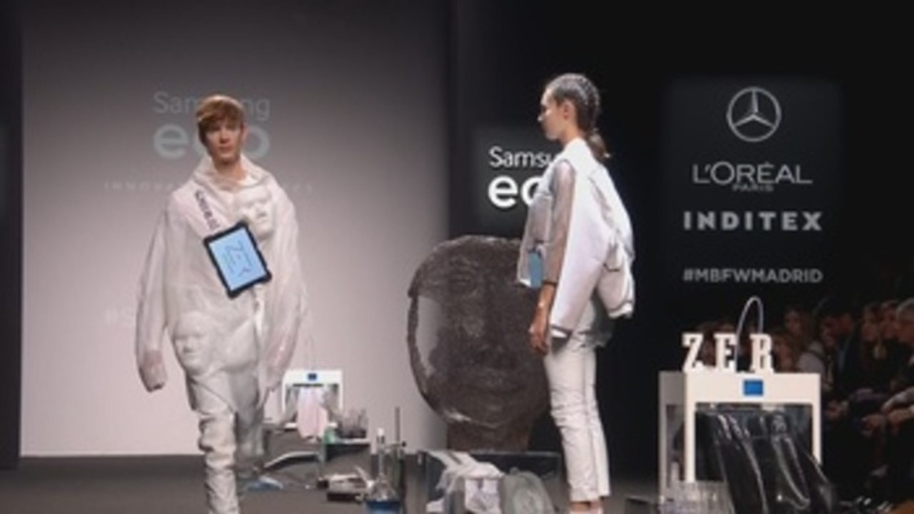 Zer abre la pasarela Samsung EGO