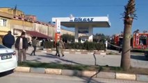 Reyhanlı'da akaryakıt istasyonu yakınlarına roket düştü