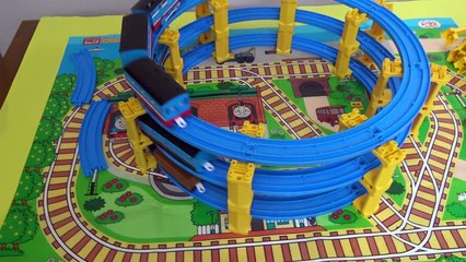 ★Thomas and Friends Triple Tower Streamline Thomas, Shooting Star Gordon★