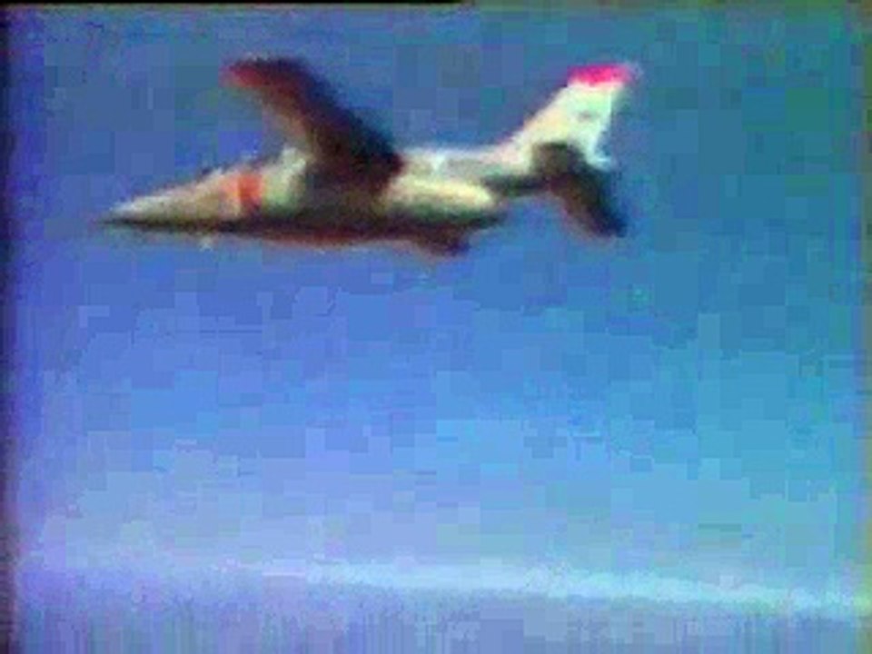 1er vuelo IA-63 Pampa