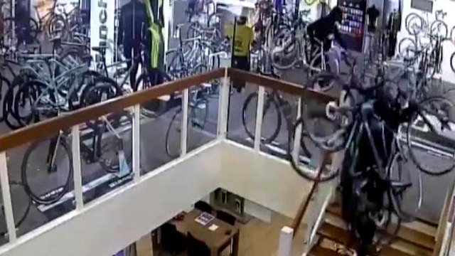 Des voleurs dérobent pour 100 000 euros de vélos