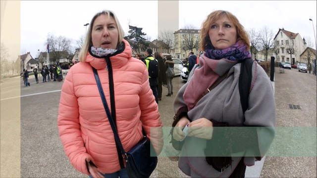 Dijon : enseignants et personnels du lycée Hippolyte-Fontaine en grève
