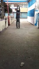 নতুন ধরনের নমস্কার একজন পথিক এর